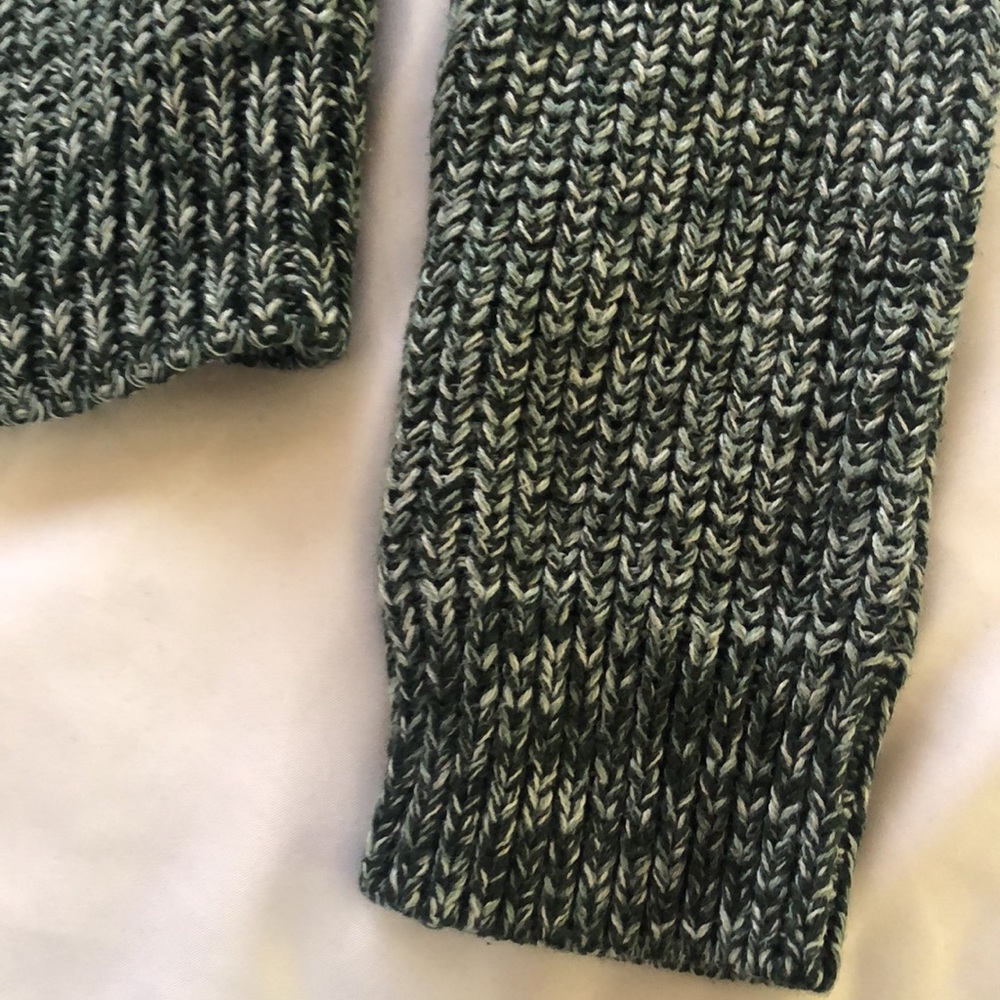 Basic grey pullover sweater - Picture 5 of 8